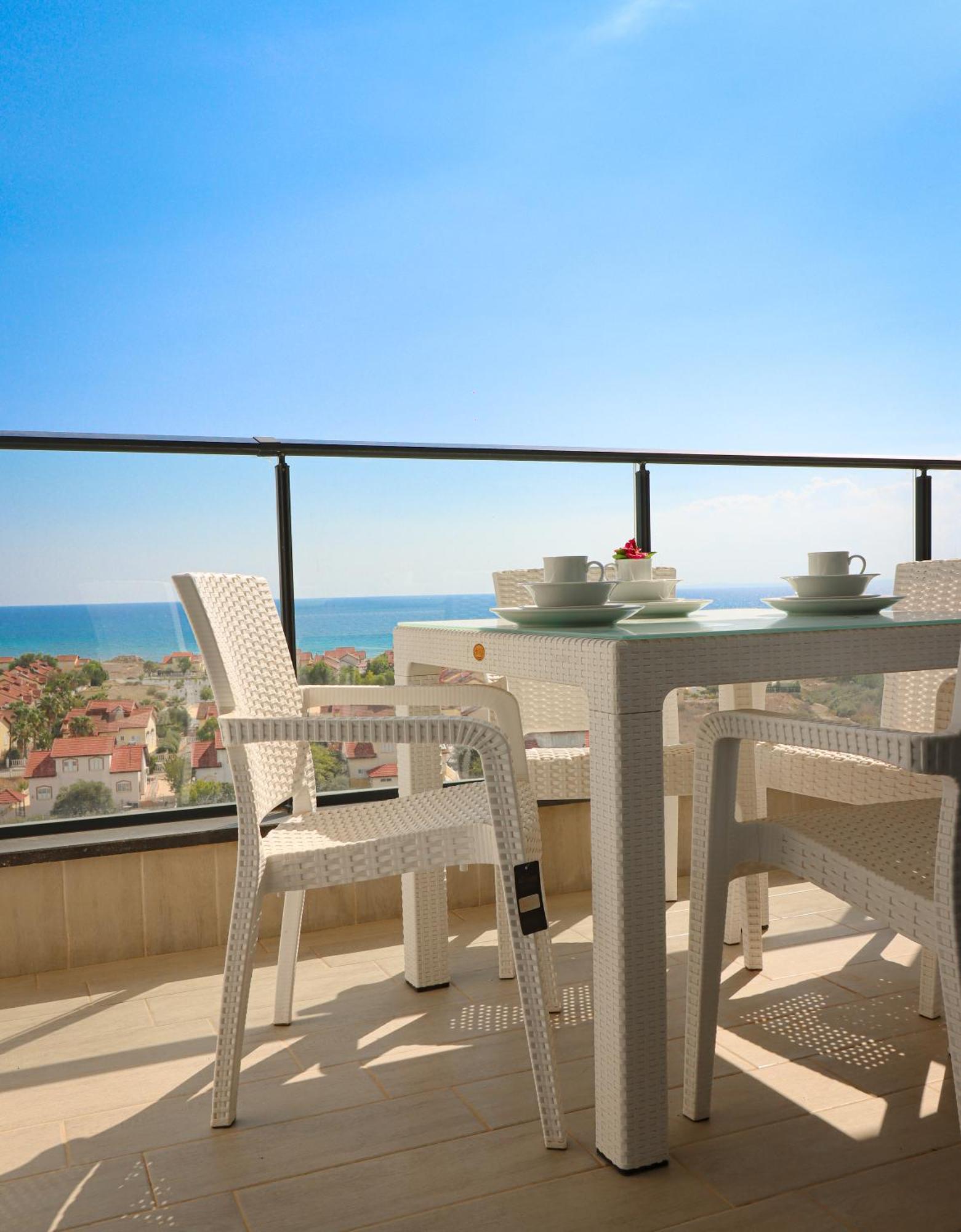 Terra Apartments In Caesar Blue Resort, Fixed Lunch Till 3Pm, Gym, Heated Pool, Sauna, Kids Club Rizokarpaso Exterior foto